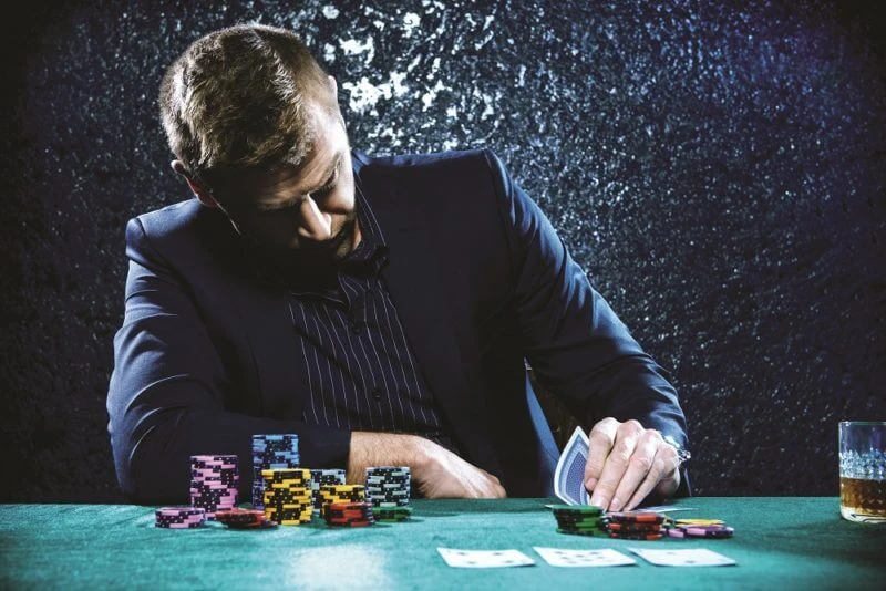 Những dấu hiệu nhận biết tình trạng Tilt trong Poker
